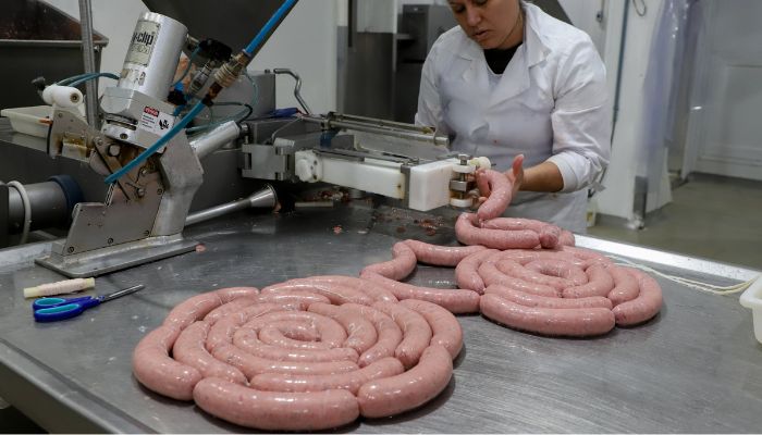  Paraná alcança melhor trimestre da história na produção de carne bovina e suína